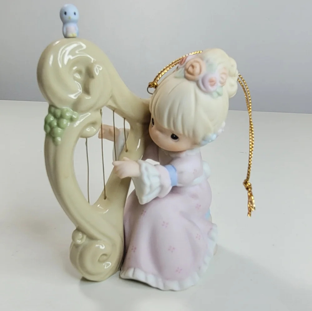 Even The Heavens Shall Praise Him - Precious Moment Figurine Limited Edition